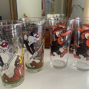Vintage Looney Toons glasses